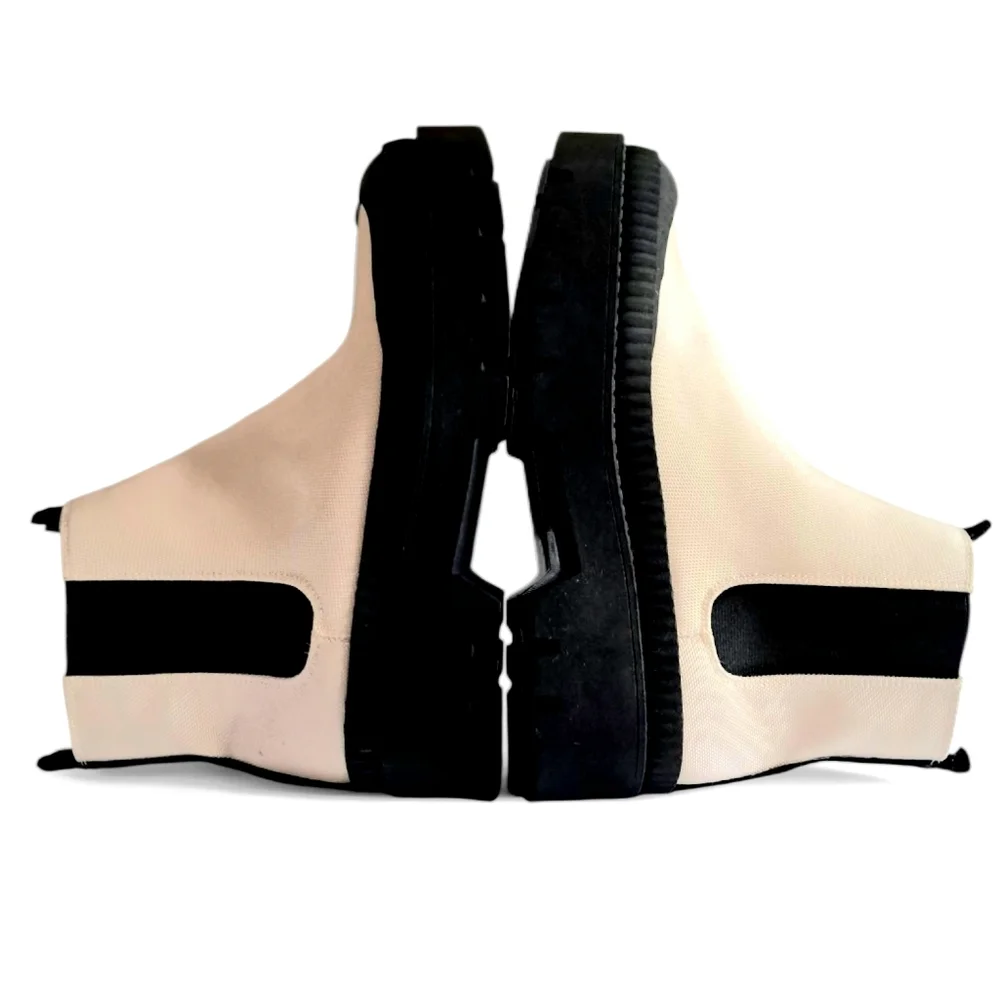 Marc Fisher Ltd Morgan Lug Soles Boots Woman's 8.5 NWOT Ivory/Black